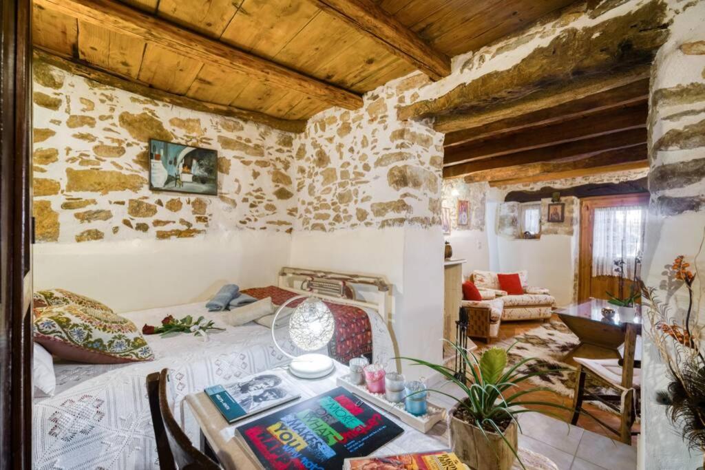 Traditional Cretan Stone House In The Center Of Crete Litos ภายนอก รูปภาพ