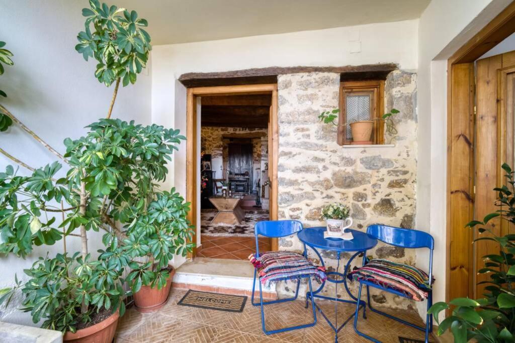 Traditional Cretan Stone House In The Center Of Crete Litos ภายนอก รูปภาพ